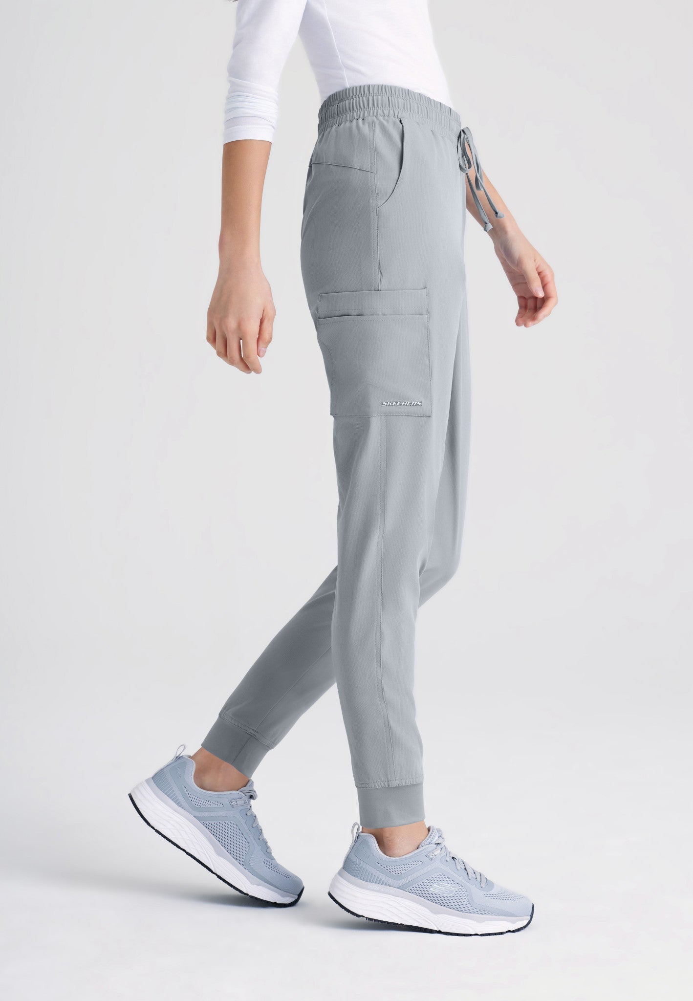 SKP552 Theory Jogger Petite